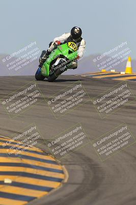 media/Oct-08-2023-CVMA (Sun) [[dbfe88ae3c]]/Race 3 Amateur Supersport Middleweight/